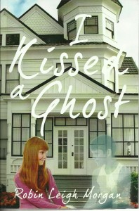 I_Kissed_a_Ghost0001_2